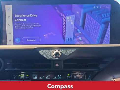 Used 2024 Toyota Crown Limited image 30