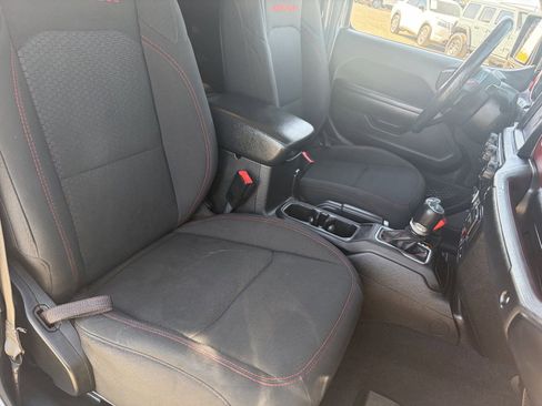 Used 2020 Jeep Gladiator Rubicon image 11