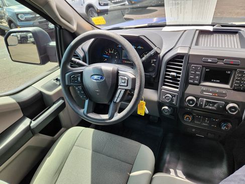 Used 2017 Ford F150 XL w/ Equipment Group 101A Mid RWD image 5