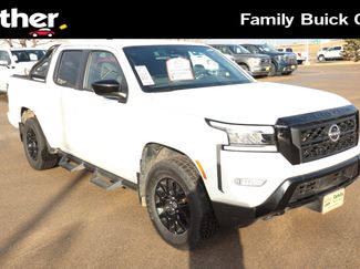 Used 2023 Nissan Frontier SV w/ Midnight Edition Package video 1