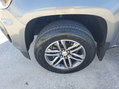 Used 2022 Chevrolet Colorado W/T w/ Custom Special Edition image 18