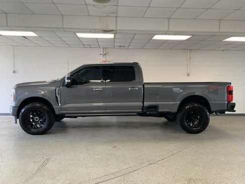 Used 2024 Ford F350 Platinum w/ FX4 Off-Road Package image 5
