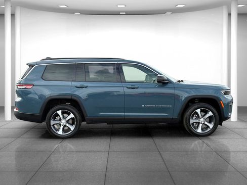 New 2026 Jeep Grand Cherokee L Limited AWD/4WD image 8