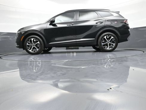 Certified 2025 Kia Sportage EX w/ EX Premium Package AWD/4WD image 34