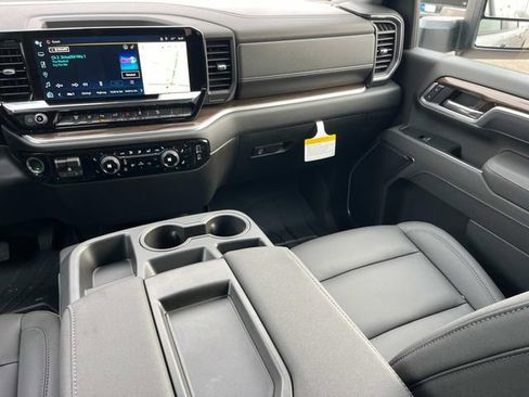 New 2026 Chevrolet Silverado 2500 LT w/ Trail Boss Package image 18