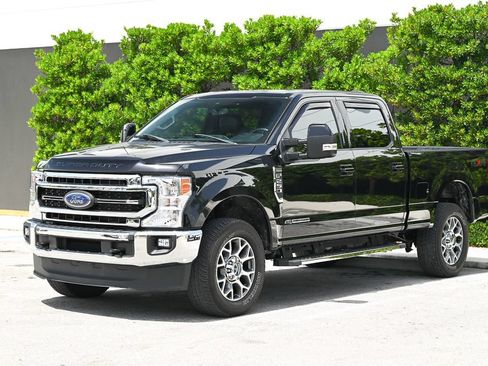 Used 2022 Ford F250 Lariat AWD/4WD image 1