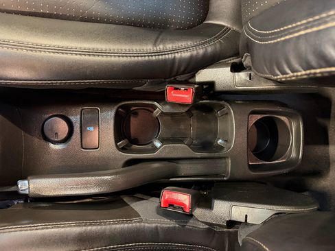 Used 2015 Chevrolet Sonic LTZ image 19