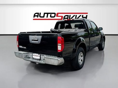 Used 2013 Nissan Frontier S RWD image 7