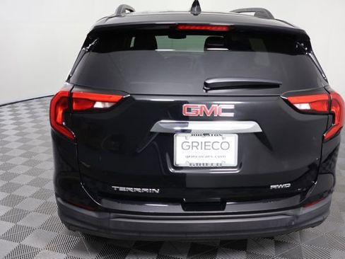 Used 2021 GMC Terrain SLE w/ Driver Convenience Package image 7