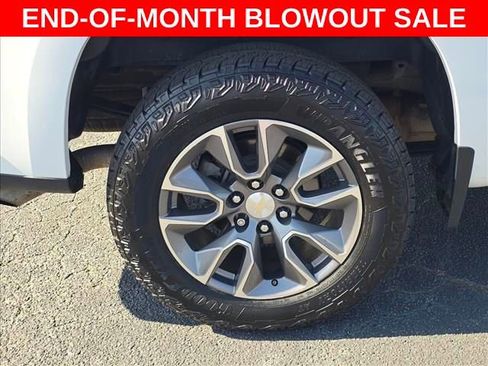 Used 2021 Chevrolet Silverado 1500 LT AWD/4WD image 30
