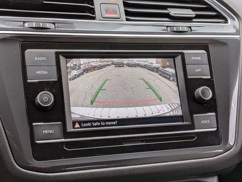 Used 2023 Volkswagen Tiguan S image 18