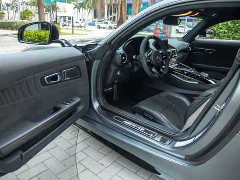 Used 2020 Mercedes-Benz AMG GT R image 41