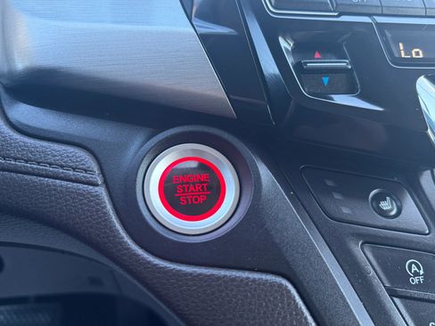 Used 2018 Honda Odyssey Touring image 30