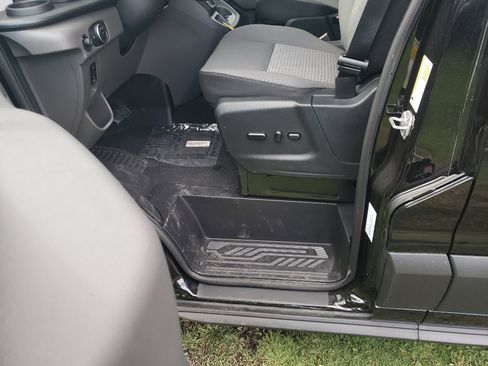 New 2025 Ford Transit 350 XLT image 13