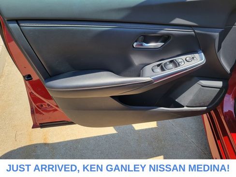 Used 2020 Nissan Sentra SR FWD image 14