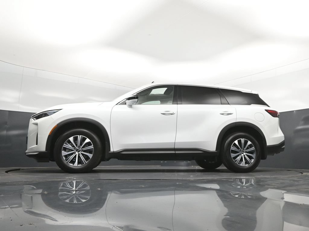 Used 2026 INFINITI QX60 Pure w/ Cargo Package FWD image 40