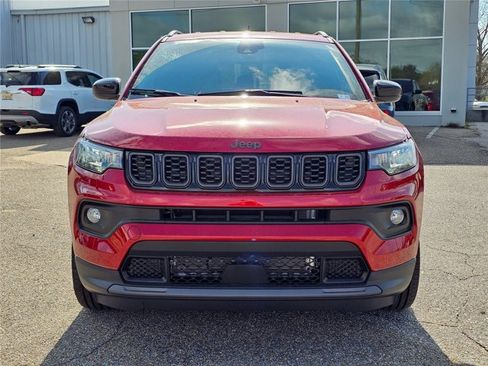 New 2026 Jeep Compass Latitude AWD/4WD image 4