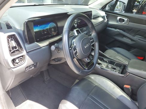 Certified 2023 Kia Sorento SX FWD image 17