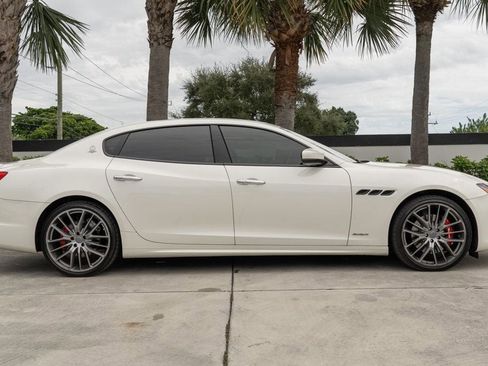 Used 2018 Maserati Quattroporte S GranSport image 13