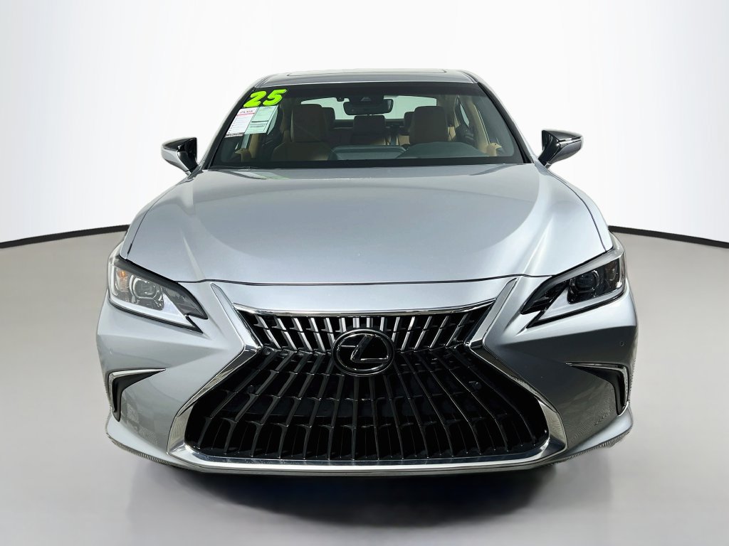 Used 2025 Lexus ES 350 w/ Premium Package FWD image 8
