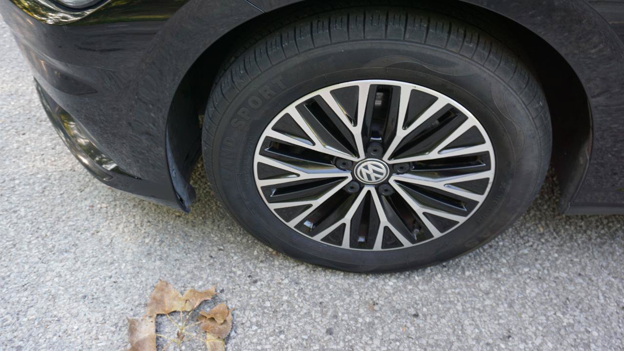 Used 2019 Volkswagen Jetta SE FWD image 9
