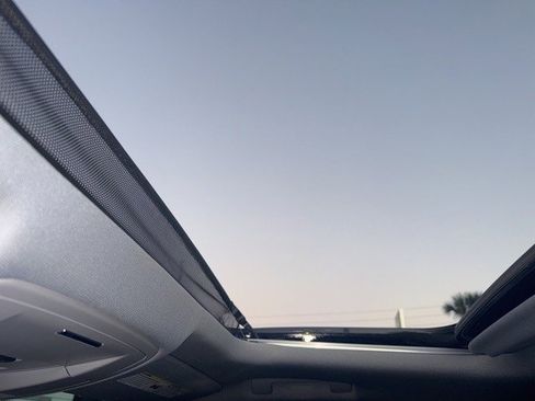 Used 2017 GMC Sierra 1500 Denali w/ Denali Ultimate Package image 17