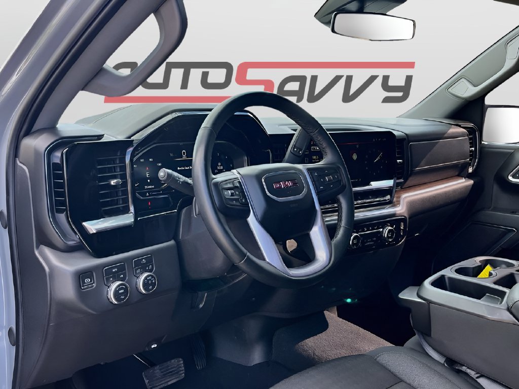 Used 2024 GMC Sierra 1500 Elevation AWD/4WD image 9