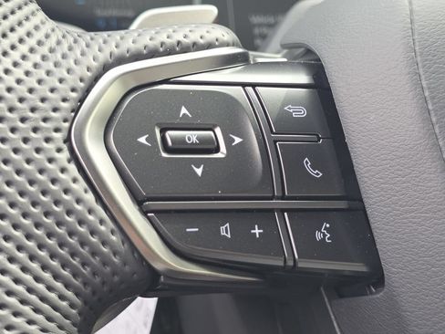 New 2026 Lexus TX 500h AWD image 31