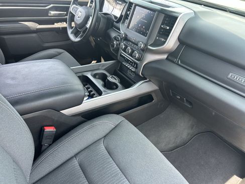 Used 2023 RAM 1500 Big Horn AWD/4WD image 12