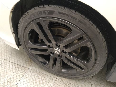 Used 2017 Honda Accord Touring image 31