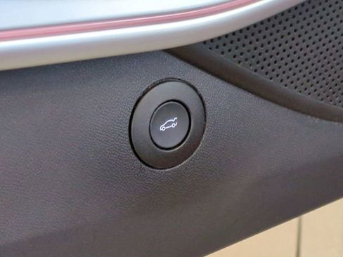 Certified 2021 Chevrolet Camaro ZL1 image 13