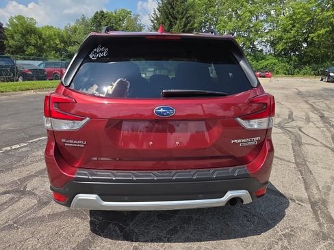 Used 2019 Subaru Forester Touring AWD/4WD image 9