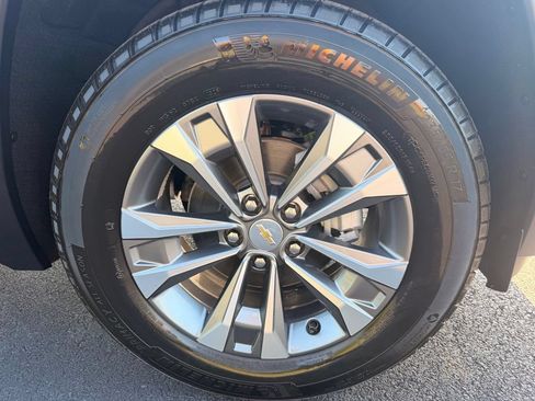New 2027 Chevrolet Equinox LT AWD/4WD image 35