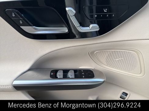 Used 2024 Mercedes-Benz C 300 4MATIC Sedan image 16