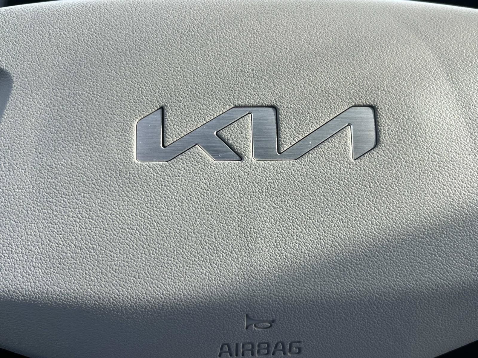 Used 2024 Kia EV6 Wind RWD image 34