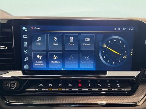 Used 2024 Chevrolet Silverado 1500 ZR2 w/ Technology Package image 23