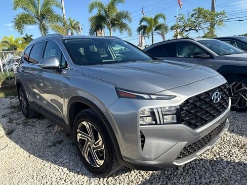 Used 2023 Hyundai Santa Fe SEL FWD image 3