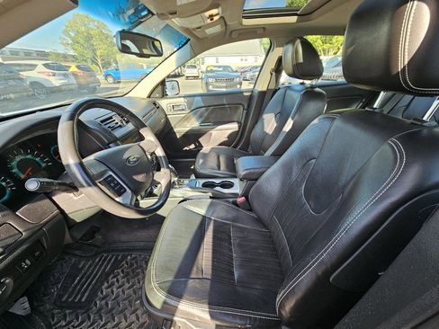 Used 2010 Ford Fusion Sport FWD image 19