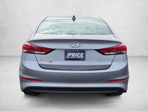 Used 2017 Hyundai Elantra SE image 6
