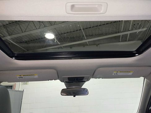 Used 2024 Honda Civic EX-L image 25