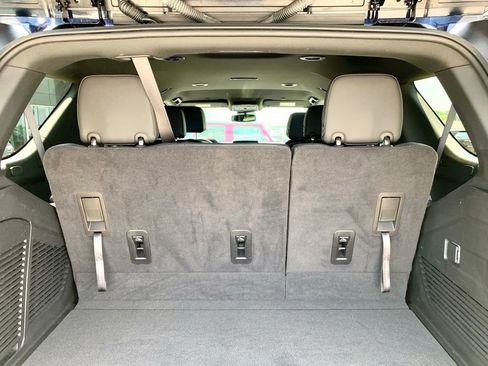 Used 2024 Chevrolet Tahoe LT RWD image 22