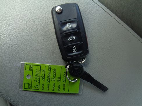 Used 2013 Volkswagen Passat 2.5 SE image 22