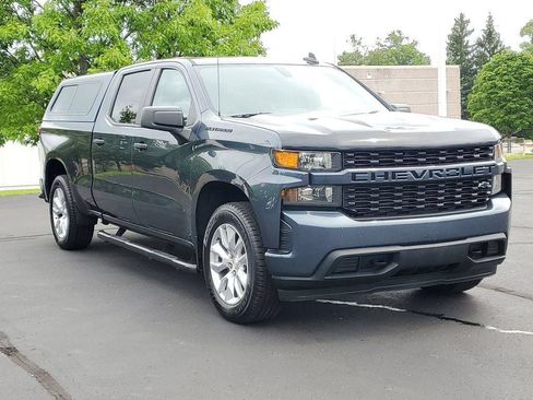 Certified 2020 Chevrolet Silverado 1500 Custom w/ Custom Value Package AWD/4WD image 2