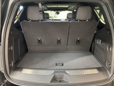 New 2026 Chevrolet Tahoe High Country w/ Sun And Tow Package AWD/4WD image 8