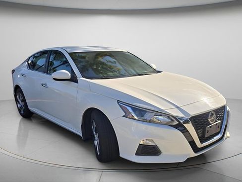 Used 2021 Nissan Altima 2.5 S FWD image 4