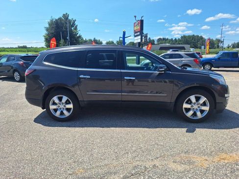 Used 2016 Chevrolet Traverse LTZ AWD/4WD image 3