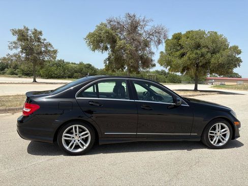 Used 2014 Mercedes-Benz C 250 Sedan image 49