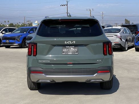 New 2026 Kia Sorento EX AWD/4WD image 5
