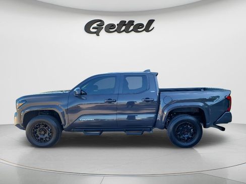 Certified 2025 Toyota Tacoma SR5 AWD/4WD image 8