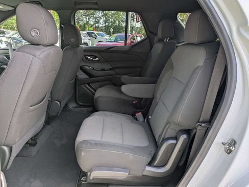 Used 2023 Chevrolet Traverse LT AWD/4WD image 15